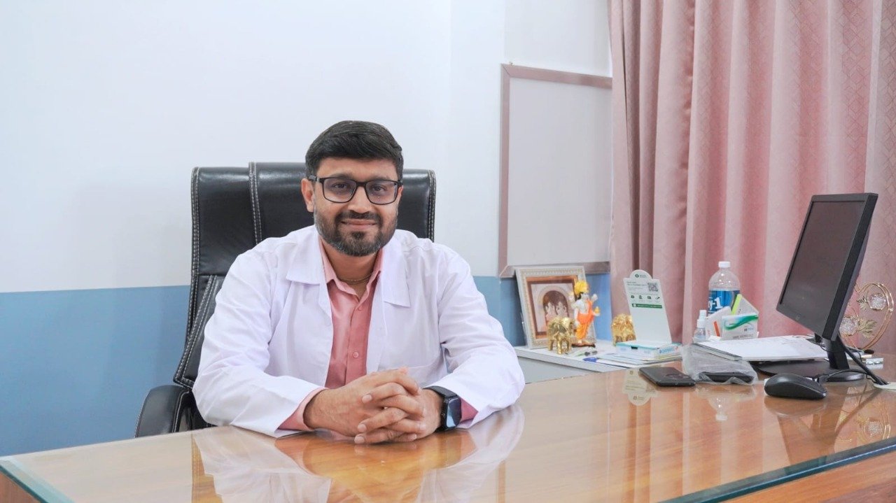Dr. Prashant Mundhe at his clinic